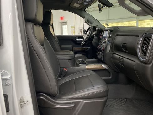 Used 2021 Chevrolet Silverado 1500 LT Trail Boss w/ Convenience Package II image 18