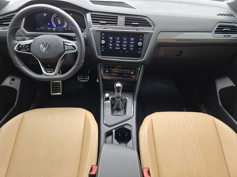 Used 2024 Volkswagen Tiguan SE R-Line w/ MDO Package, Three-Row image 28