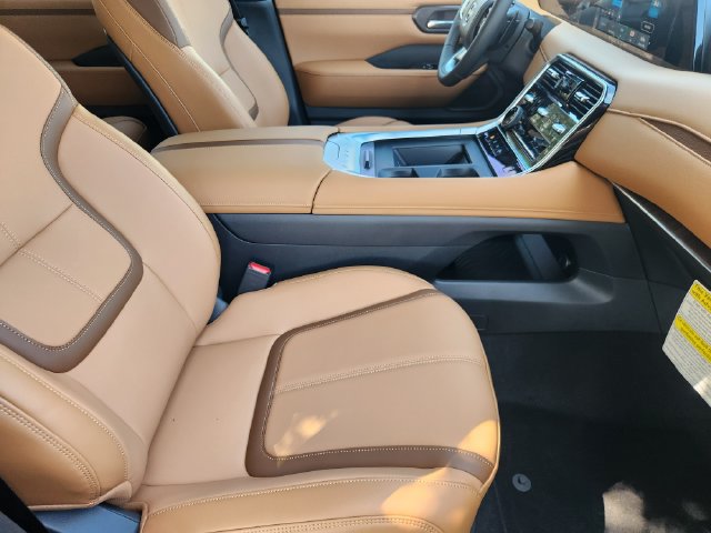 New 2026 Nissan Armada SL w/ Captain's Chari Seat Package RWD image 13