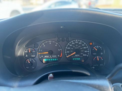 Used 2002 Chevrolet Blazer LS w/ Preferred Equipment Group image 11