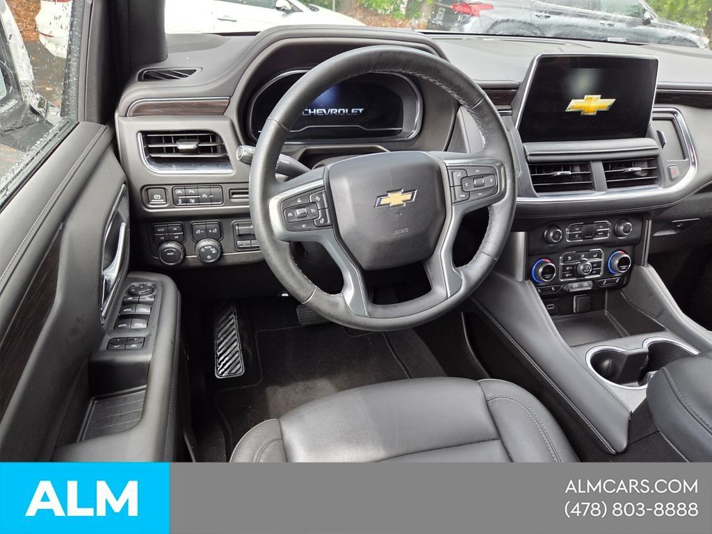 Used 2024 Chevrolet Tahoe LT w/ Luxury Package AWD/4WD image 6