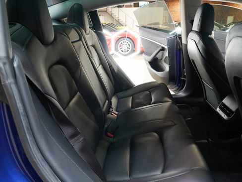 Used 2020 Tesla Model 3 Standard Range Plus RWD image 42