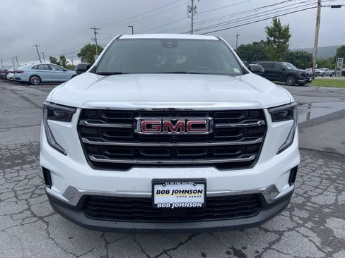 Used 2025 GMC Acadia Elevation AWD/4WD image 2