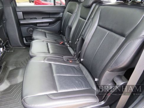 Used 2020 Ford Expedition XLT w/ Equipment Group 202A image 18