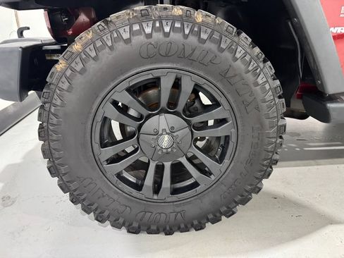 Used 2010 Jeep Wrangler Sport AWD/4WD image 5