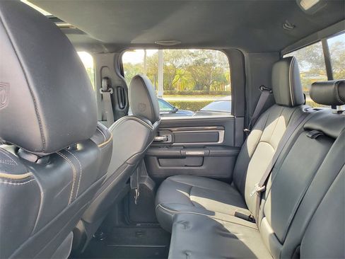 Used 2017 RAM 1500 Limited image 11