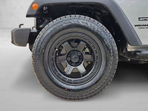 Used 2017 Jeep Wrangler Unlimited Sport w/ Quick Order Package 24S image 21