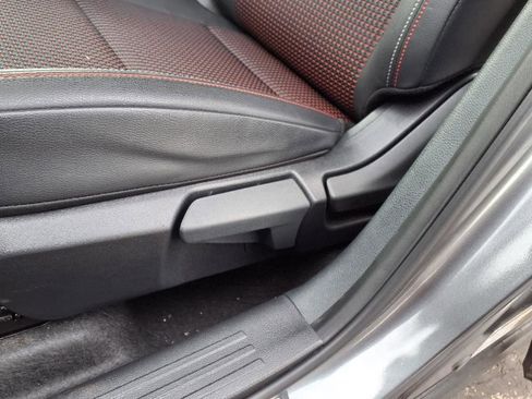 New 2025 Nissan Kicks SR w/ Illumination Package image 25