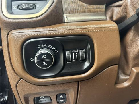 Used 2019 RAM 1500 Limited AWD/4WD image 28