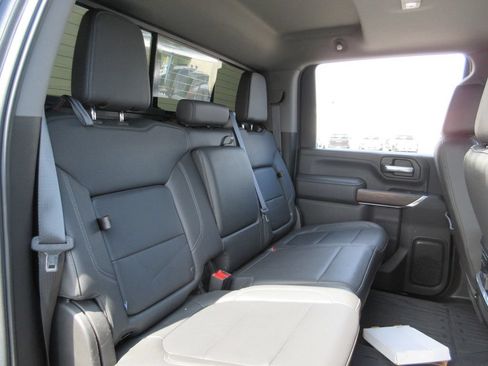 Used 2021 GMC Sierra 2500 SLT AWD/4WD image 25