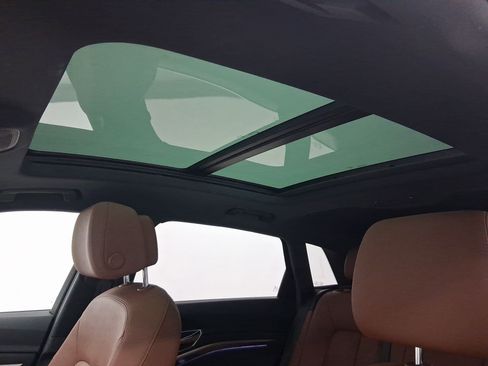 Used 2024 Audi Q8 e-tron Premium Plus w/ Premium Plus Package image 13