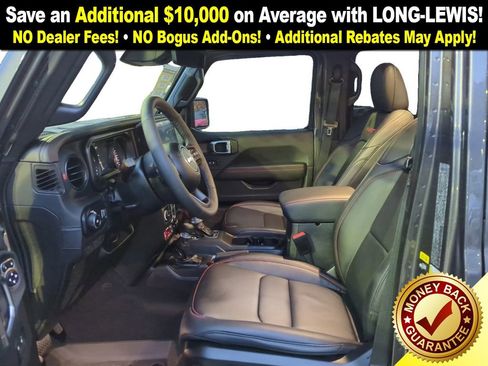 Used 2025 Jeep Wrangler Unlimited Rubicon image 14