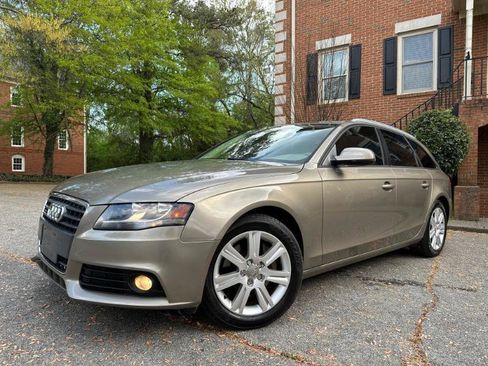 Used 2010 Audi A4 2.0T Premium image 1