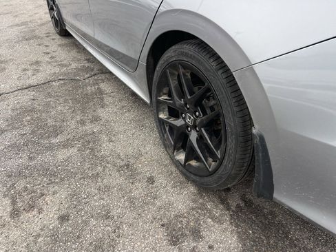 Used 2023 Honda Civic Sport image 30