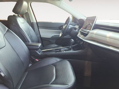 Used 2022 Jeep Compass Limited image 15