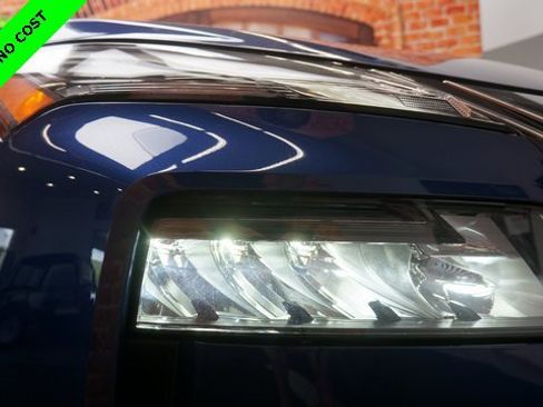 Used 2022 Nissan Rogue S image 61