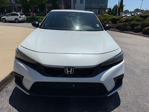 Used 2023 Honda Civic Sport Touring image 11