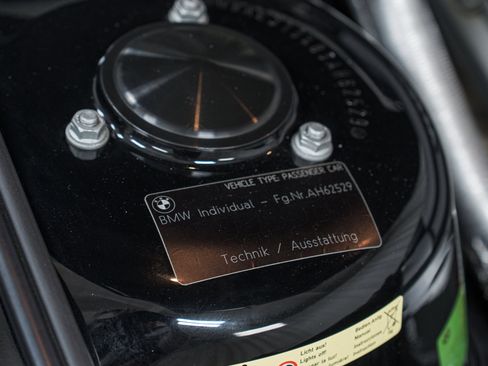 Used 2003 BMW Z8 Alpina image 12