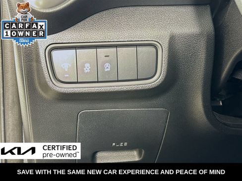 Certified 2025 Kia Soul LX w/ LX Technology Package FWD image 12