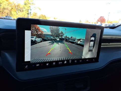 Used 2025 Ford Maverick Lariat w/ Black Appearance Package image 24