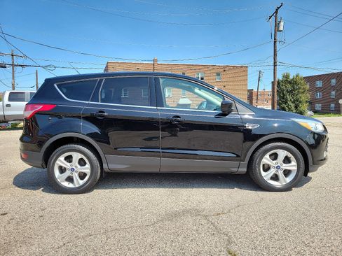 Used 2016 Ford Escape SE FWD image 7