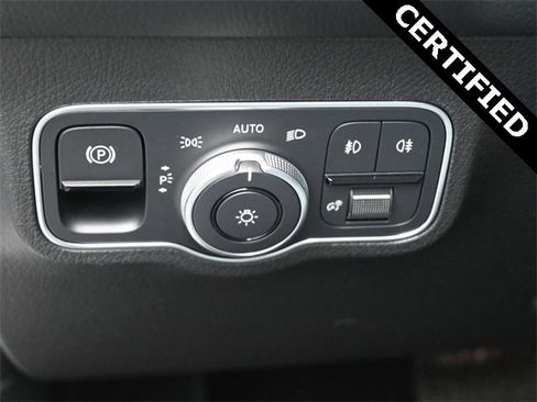 New 2026 Mercedes-Benz GLB 250 image 20