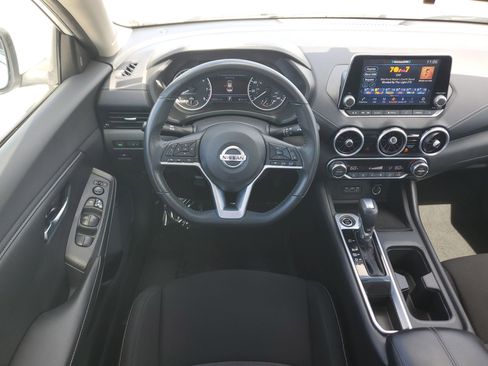 Used 2021 Nissan Sentra SV image 15