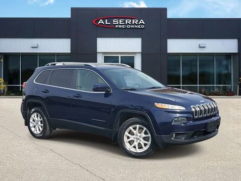 Used 2016 Jeep Cherokee Latitude w/ North All-Season Group AWD/4WD image 1