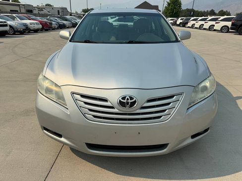 Used 2007 Toyota Camry XLE FWD image 8