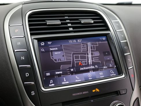 Used 2019 Lincoln Nautilus Reserve FWD image 6