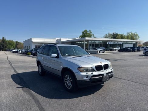 Used 2005 BMW X5 3.0i AWD/4WD image 1