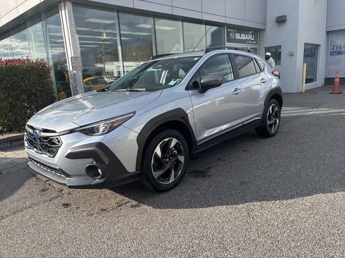 Certified 2025 Subaru Crosstrek 2.5i Limited w/ Crosstrek Mirror Package image 5