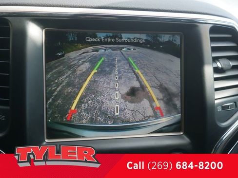Used 2015 Jeep Grand Cherokee Limited w/ Trailer Tow Group IV AWD/4WD image 50