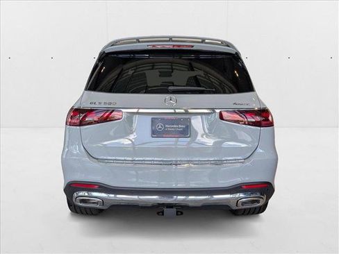 New 2025 Mercedes-Benz GLS 580 4MATIC image 7