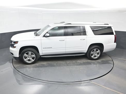 Used 2018 Chevrolet Suburban Premier RWD image 18