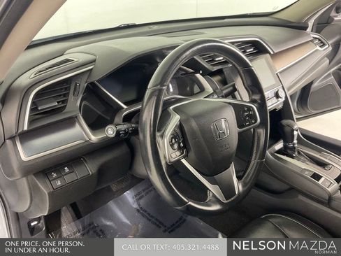 Used 2016 Honda Civic Touring image 31
