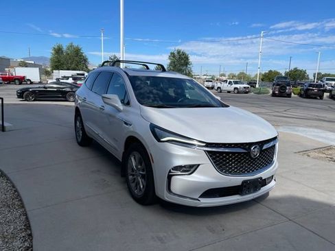 Used 2023 Buick Enclave Avenir w/ Avenir Technology Package AWD/4WD image 6