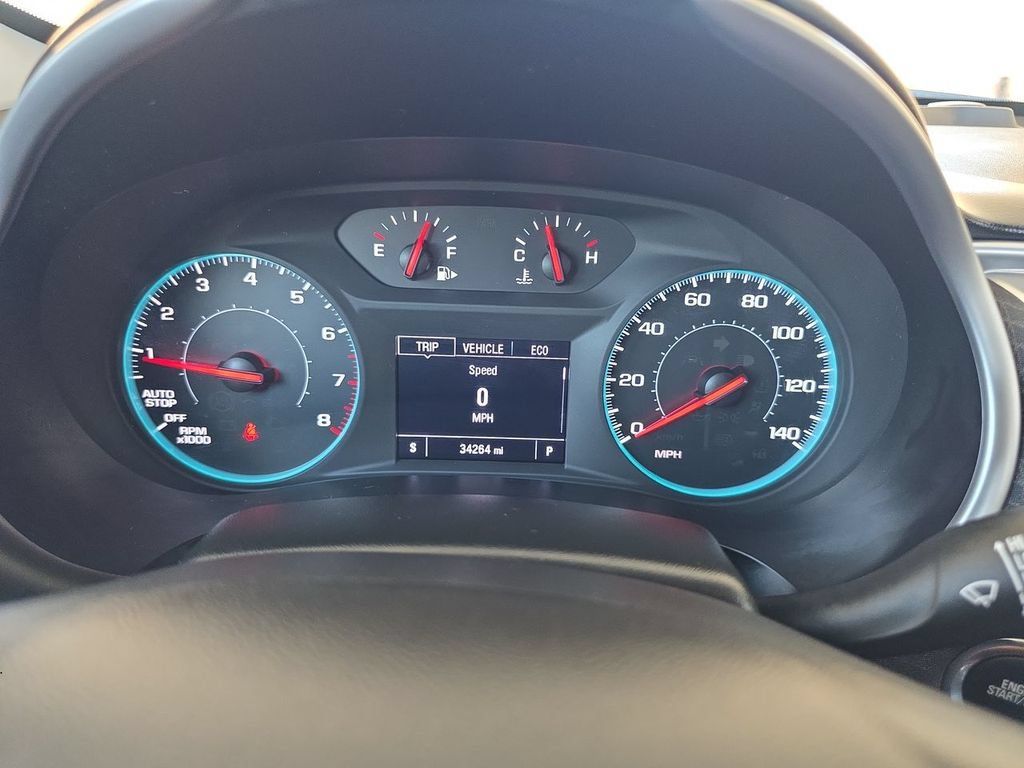 Used 2025 Chevrolet Malibu RS FWD image 12