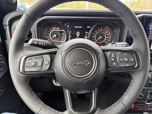 New 2026 Jeep Wrangler Unlimited Rubicon image 19