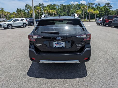 Used 2024 Subaru Outback Touring image 5