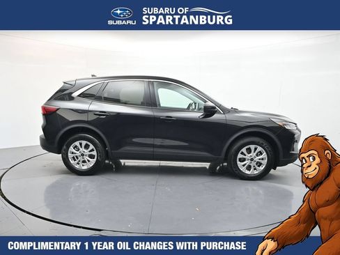 Used 2024 Ford Escape Active AWD/4WD image 9
