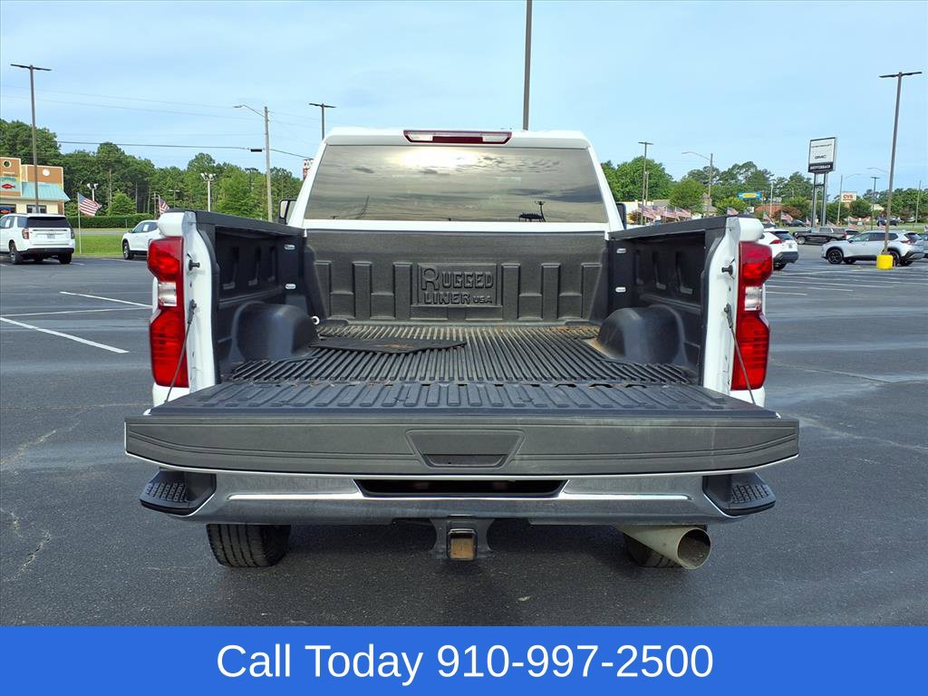 Used 2025 Chevrolet Silverado 2500 LT AWD/4WD image 21