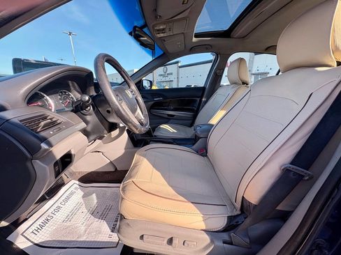 Used 2010 Honda Accord EX-L image 11