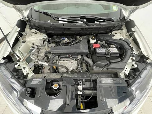 Used 2020 Nissan Rogue SV w/ Premium Package AWD/4WD image 18
