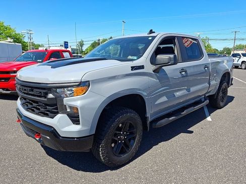 Certified 2024 Chevrolet Silverado 1500 Custom Trail Boss w/ LPO, Dark Essentials Package AWD/4WD image 3