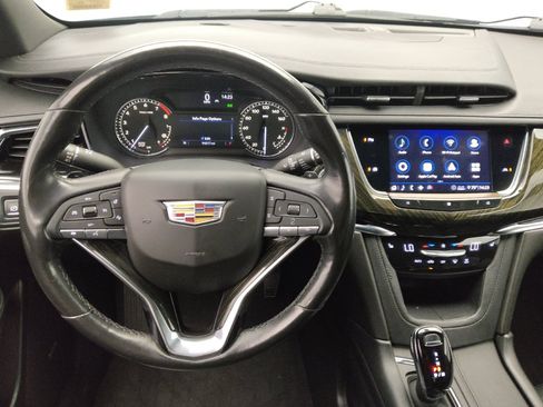 Used 2020 Cadillac XT6 Premium Luxury FWD image 22