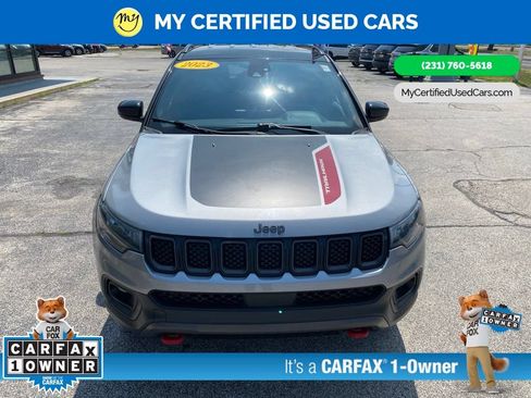 Used 2023 Jeep Compass Trailhawk AWD/4WD image 2