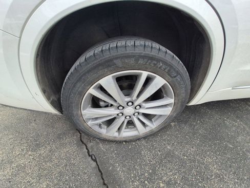 Used 2020 Cadillac XT6 Premium Luxury image 9