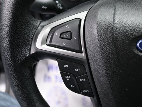 Used 2018 Ford Fusion S image 16