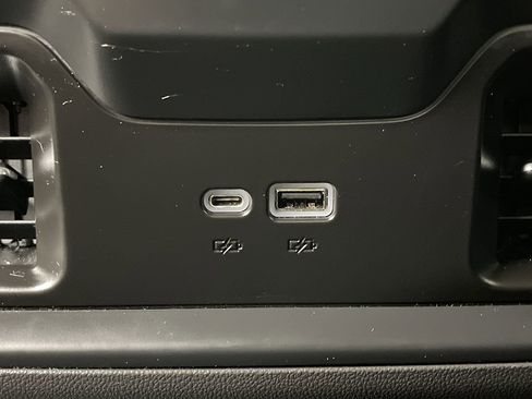 Certified 2023 Chevrolet Silverado 1500 LT Trail Boss w/ LT Trail Boss Premium Package AWD/4WD image 15